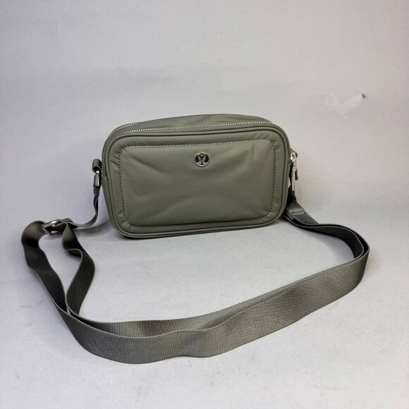 Lululemon Crossbody Camera Bag – 2L | Unisex | Compact & Stylish - Picture 1 of 15